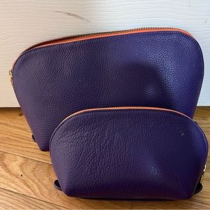 Cuyana leather travel case (makeup bag). Excellent condition.
